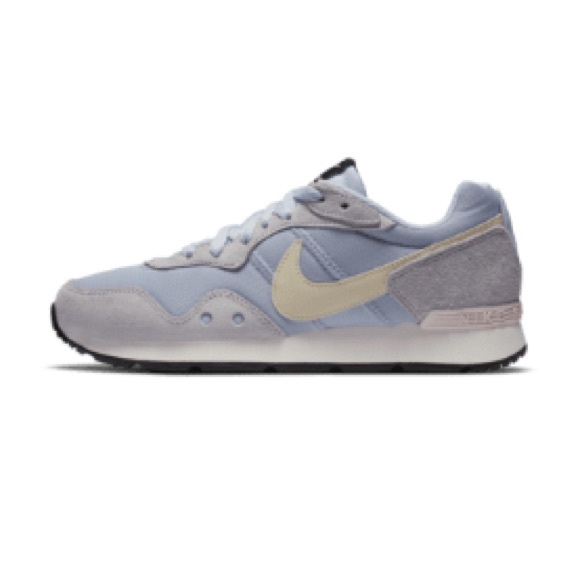 nike women's venture running shoes